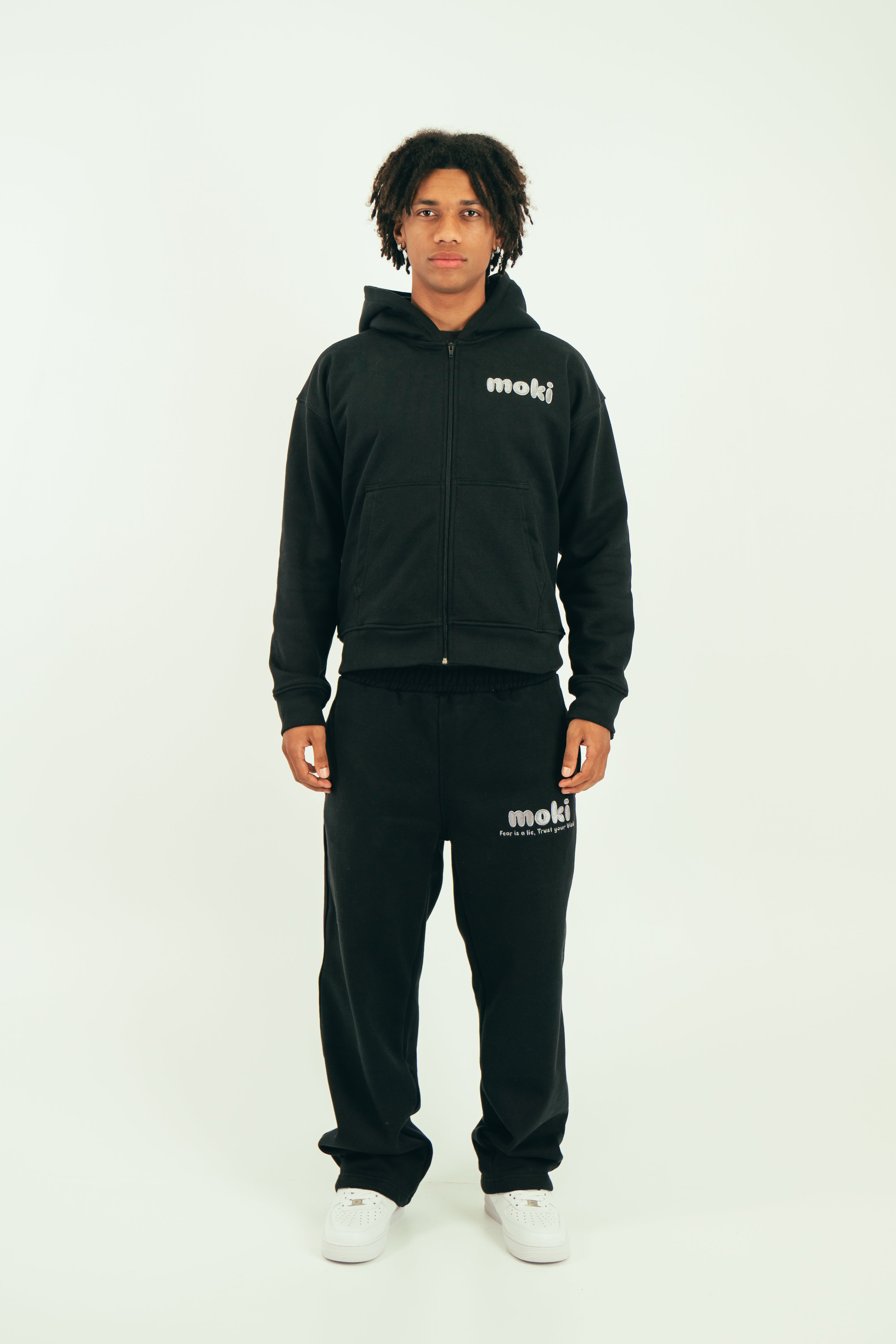 MOKI-Tracksuit