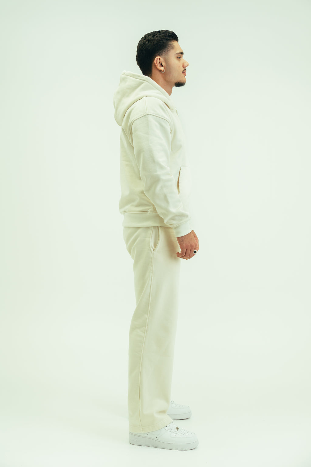 MOKI-Tracksuit